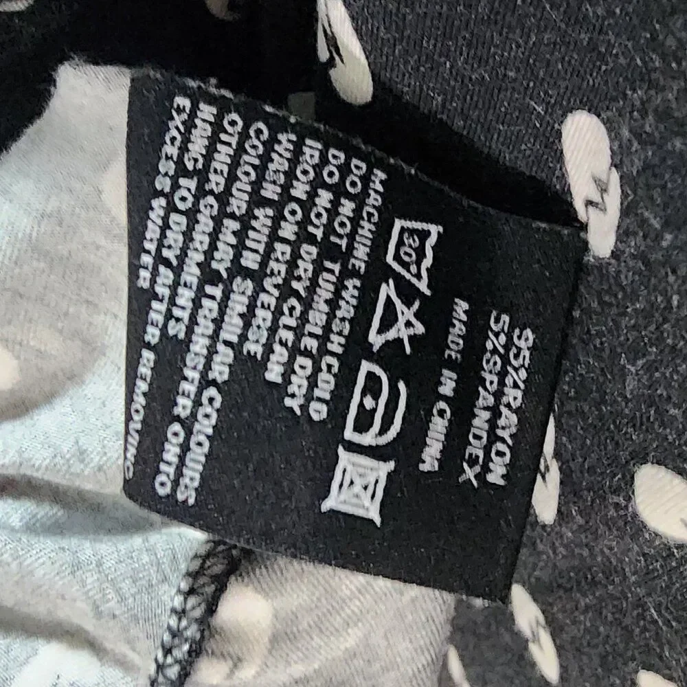 Killstar Broken Heart Dress - Picture 6 of 6